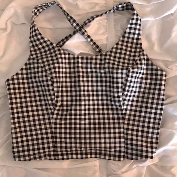 Crop top - Picture 1 of 1